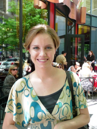 Small wedding hair from front